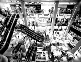 Algumas pistas para o centro comercial como mass media (conclusão) 78