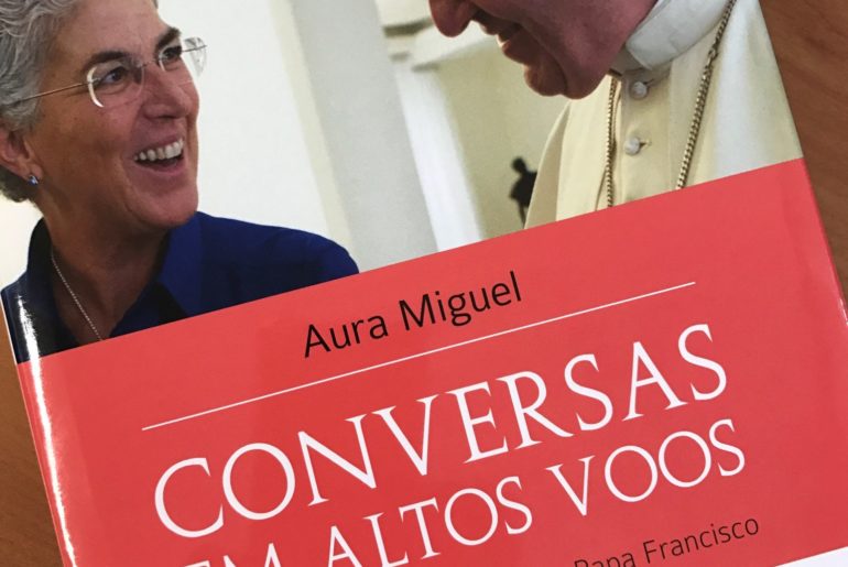 Conversas em Altos Voos – Encontros e entrevista com o Papa Francisco, Aura Miguel Conversas em Altos Voos – Encontros e entrevista com o Papa Francisco, Aura Miguel 69