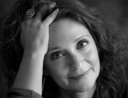 Ana Margarida de Carvalho repete prémio da APE 70