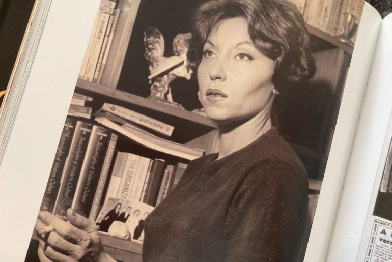 Clarice com Nádia Battella Gotlib Clarice com Nádia Battella Gotlib 69