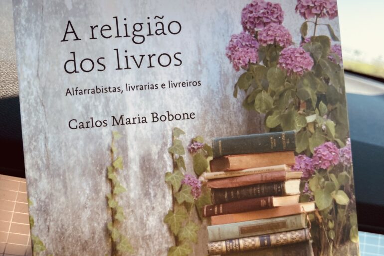 A religião dos livros, Carlos Maria Bobone 70