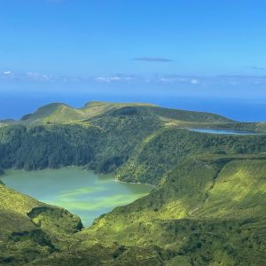 Viagem às sentinelas do Atlântico: Corvo e Flores