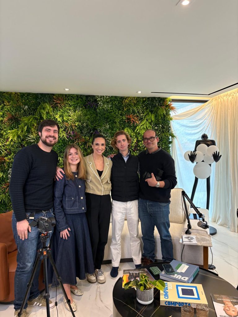 Novo projeto Fora do Lugar lançado em exclusivo no Entre | Vistas 6 Novo projeto Fora do Lugar lançado em exclusivo no Entre | Vistas 75